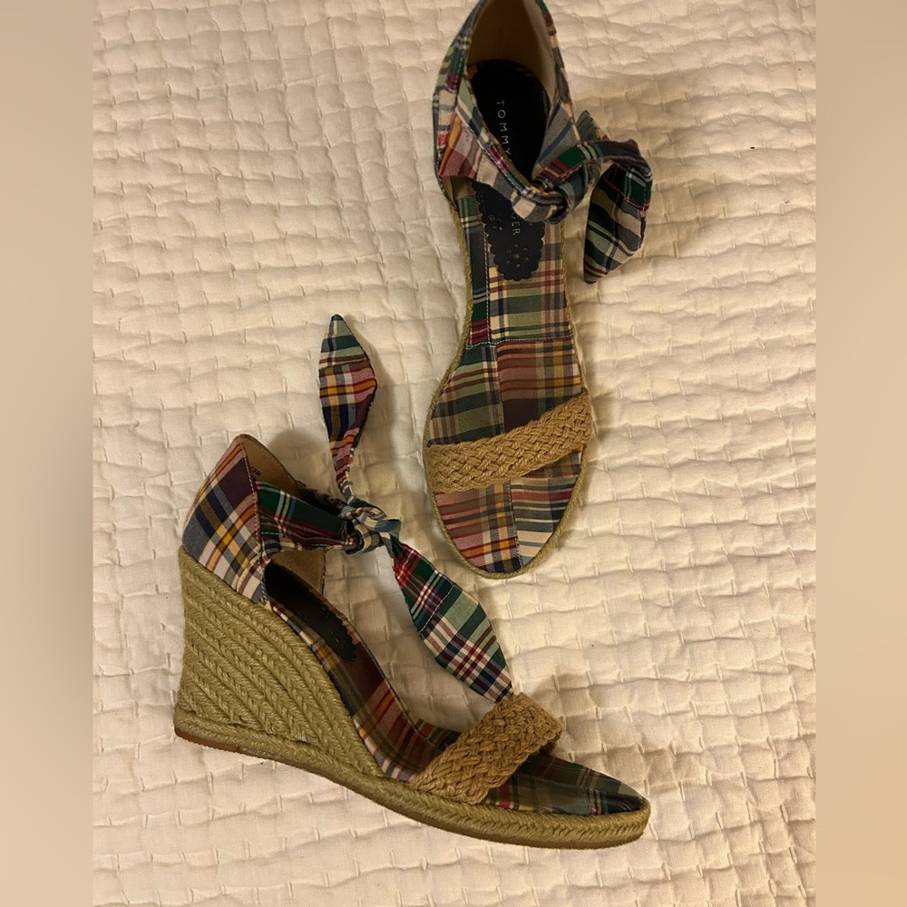 Tommy Hilfiger Sz 10 high heel madras espadrilles